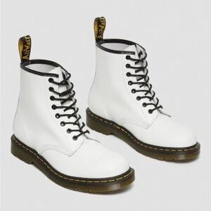 Dr. Martens 1460 Smooth White Leather Lace Up Boot Women's Size 8